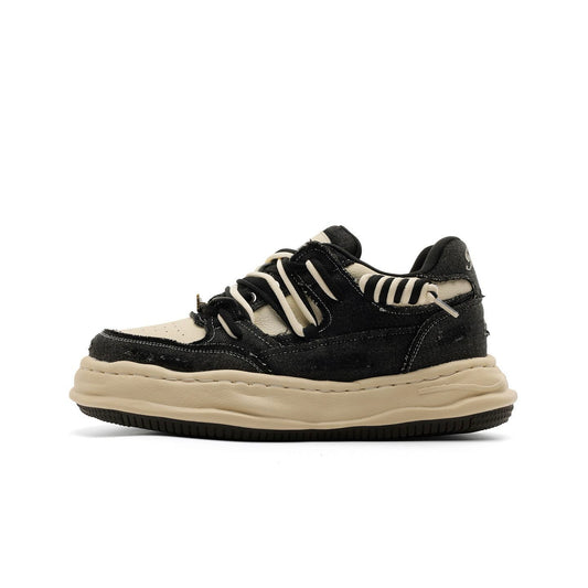 Mars Retro Skate Sneakers