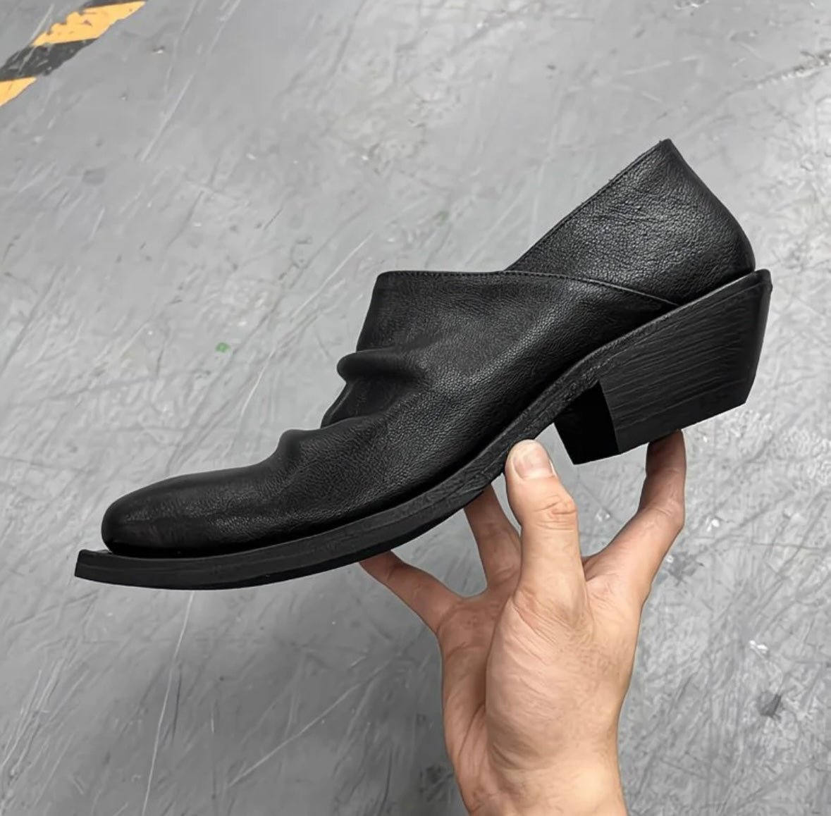 Eclipse Folded Heel Mule