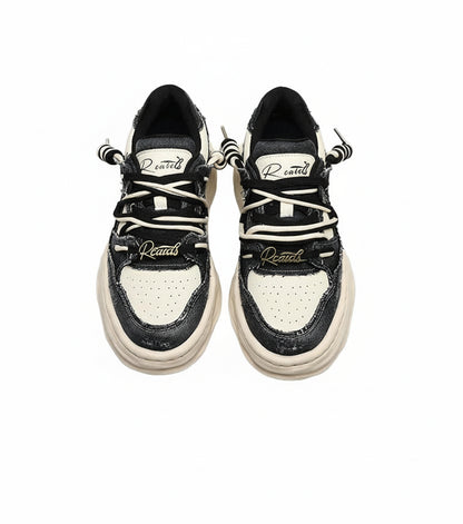 Mars Retro Skate Sneakers